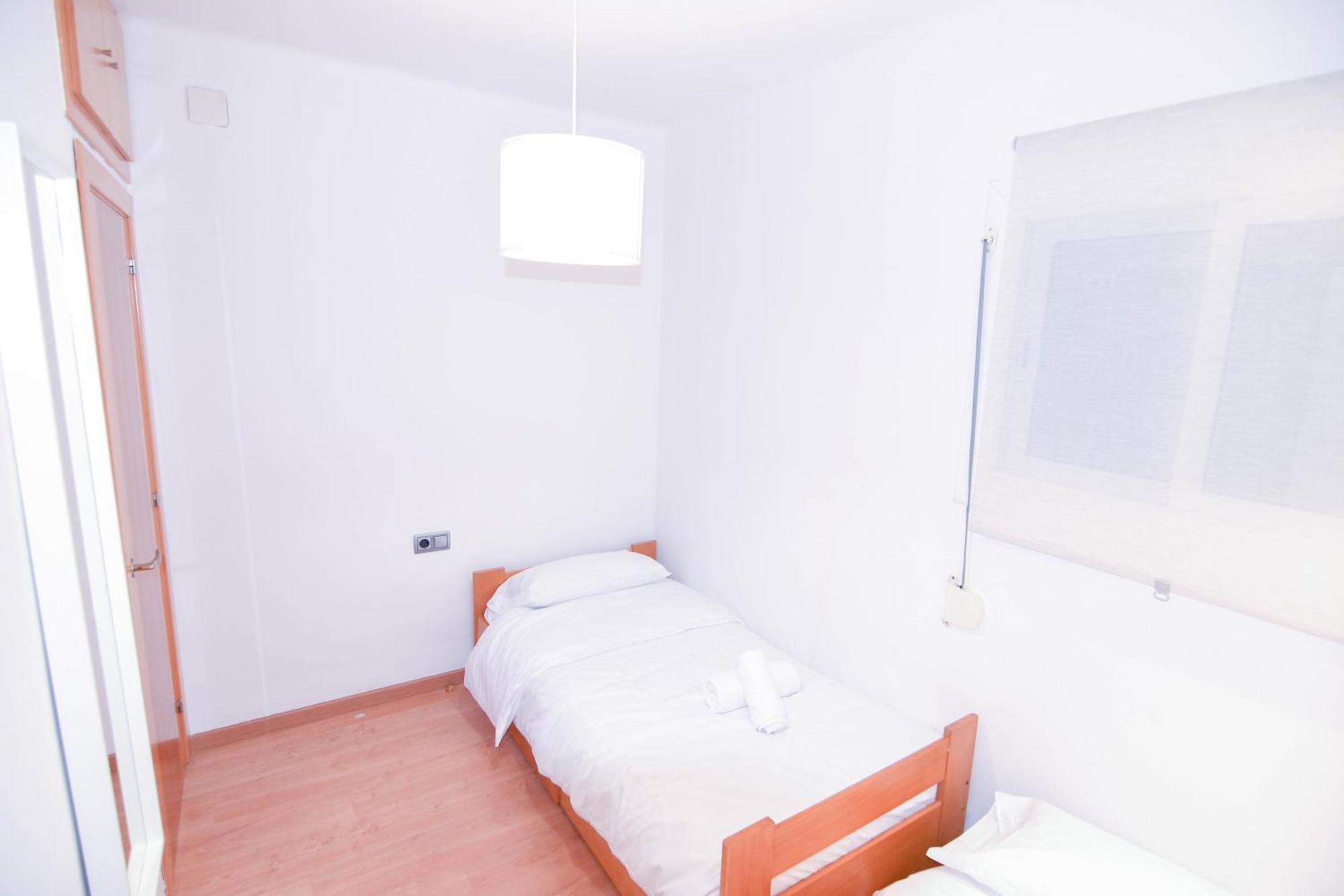 Touch The Sky Apartment L'Hospitalet de Llobregat Exterior photo