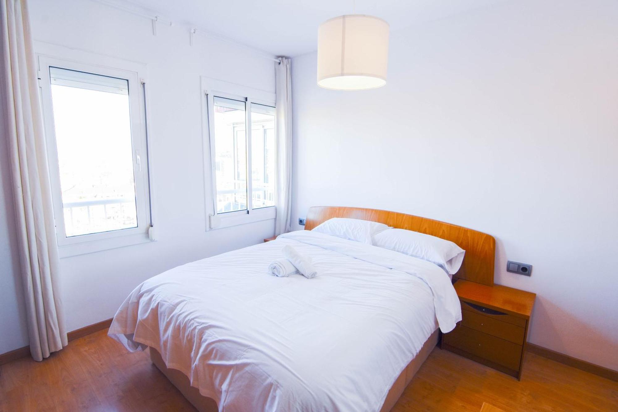Touch The Sky Apartment L'Hospitalet de Llobregat Exterior photo